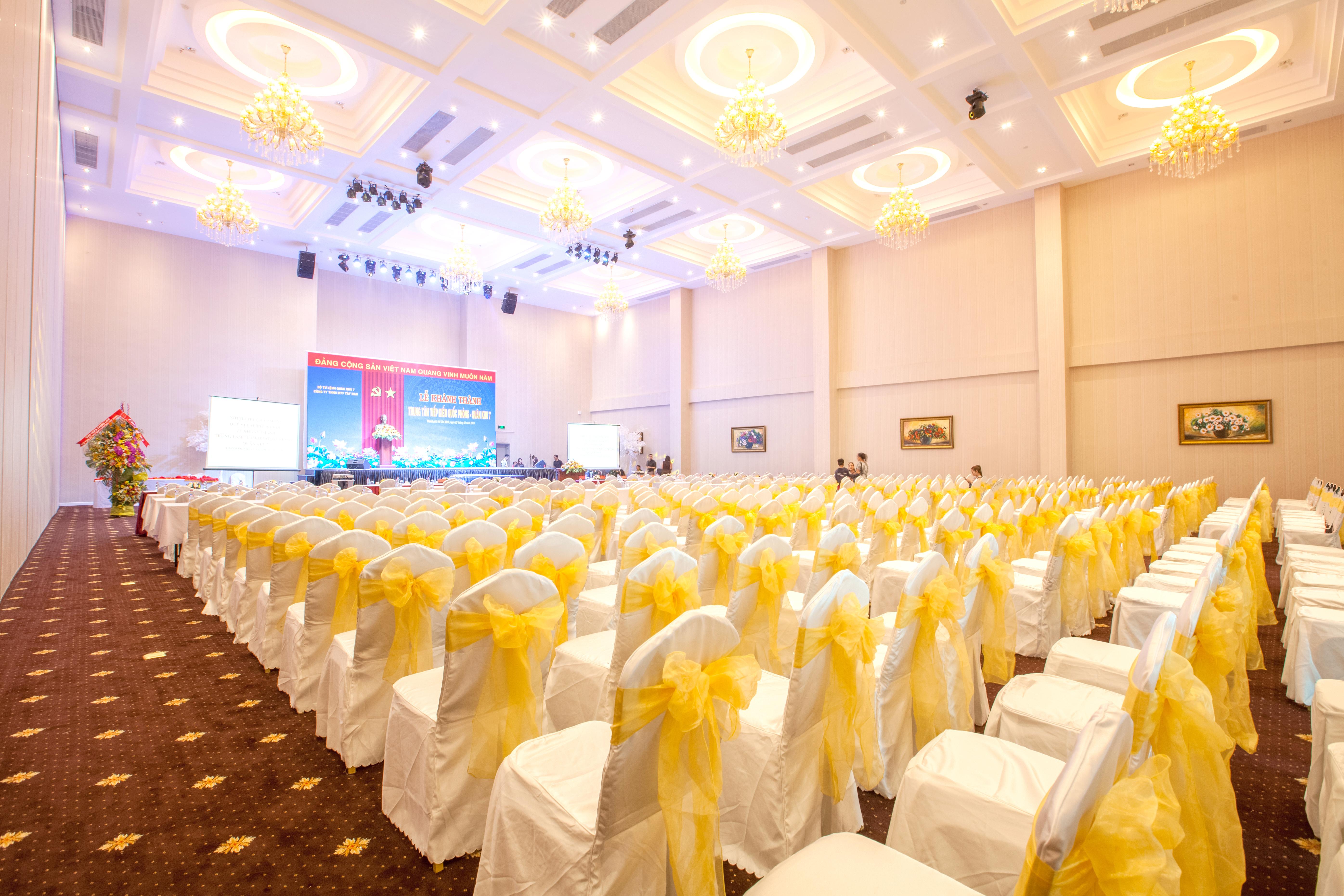 Tan Son Nhat Saigon Hotel مدينة هوشي منه المظهر الخارجي الصورة
